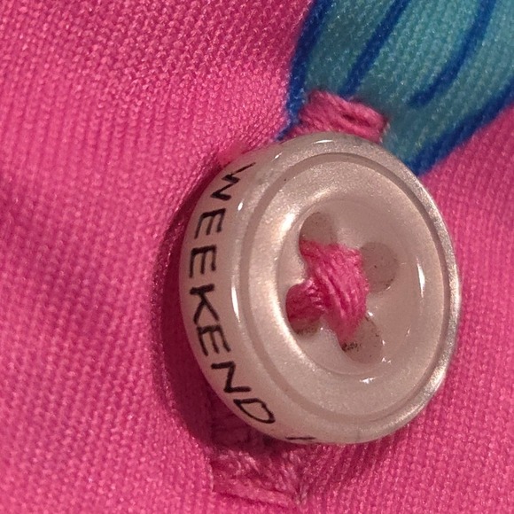 Chubbies Golf Polo 2.0 Mens Large Pink Toucan Bird Performance Casual Resort NWT - Picture 7 of 9